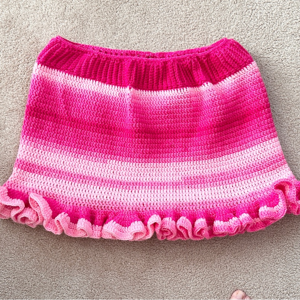 Pink Ruffled Knit Skirt - Picture 2 of 6